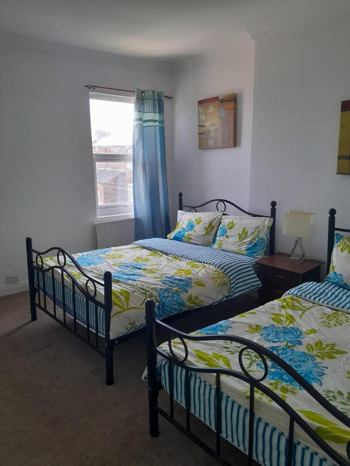 فندق Monarch House مانشستر المظهر الخارجي الصورة